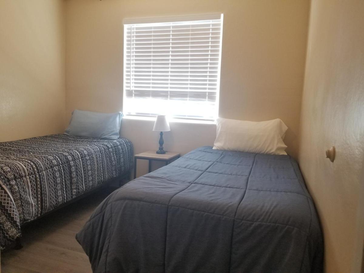 Southwest Tucson Gateway Appartement Buitenkant foto